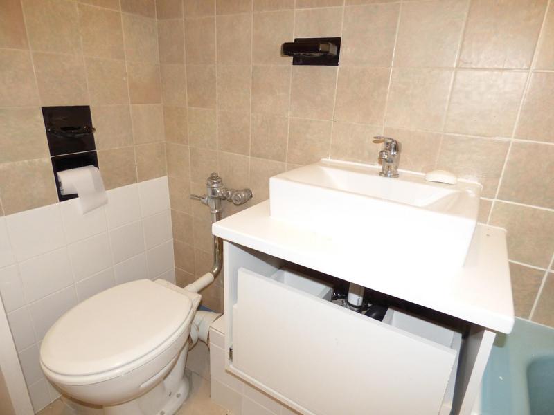 To Let 1 Bedroom Property for Rent in Sea Point Western Cape